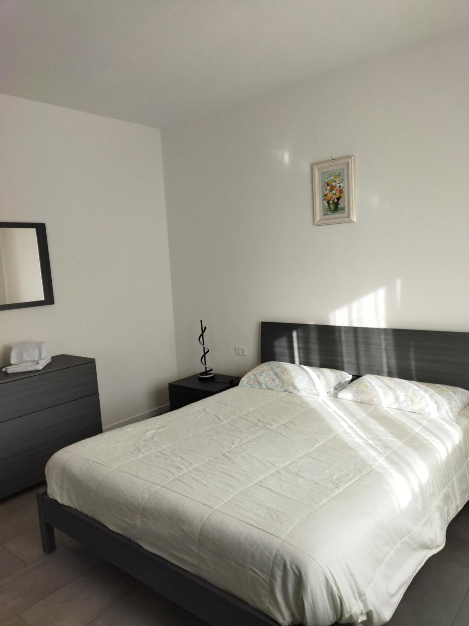Appartement Rose Garden House Wi-Fi à Riva del Garda Extérieur photo