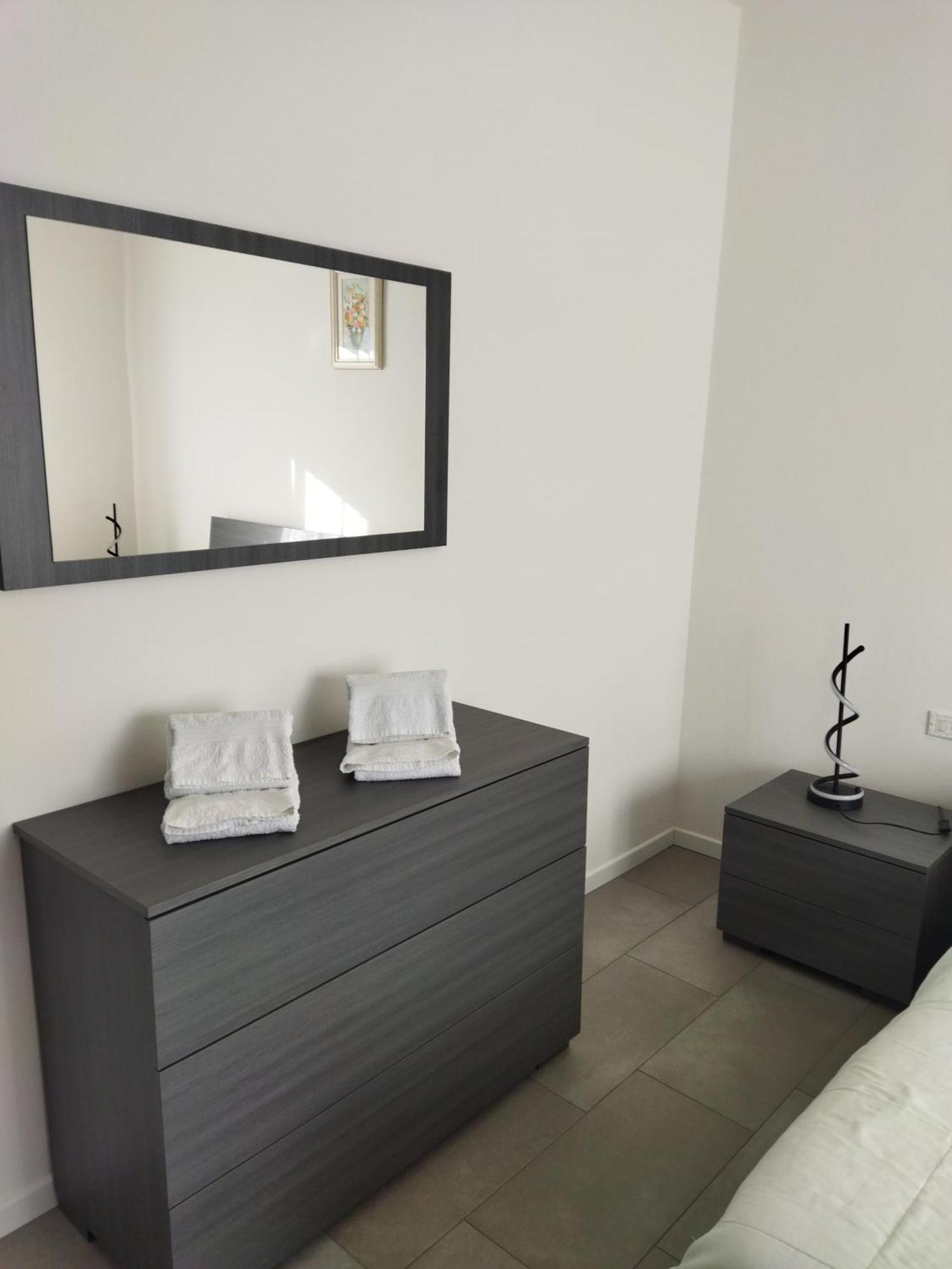Appartement Rose Garden House Wi-Fi à Riva del Garda Extérieur photo
